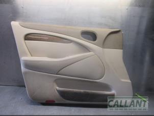 Gebruikte Deurbekleding 4Deurs links-voor Jaguar S-type (X200) 2.5 V6 24V Prijs € 151,25 Inclusief btw aangeboden door Garage Callant