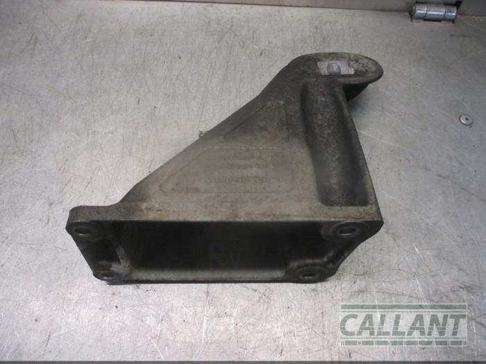 Gebruikte Motorsteun Landrover Range Rover III (LM) 2.9 TD6 24V Prijs € 30,25 Inclusief btw aangeboden door Garage Callant