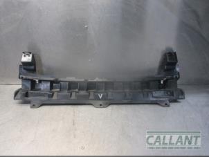 Gebruikte Bumperlijst midden-voor Landrover Range Rover Velar (LY) 2.0 D240 AWD Prijs € 18,15 Inclusief btw aangeboden door Garage Callant