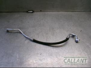 Gebruikte Airco Leiding Jaguar XE 2.0 200 Turbo 16V Prijs € 30,25 Inclusief btw aangeboden door Garage Callant