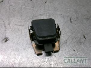 Gebruikte Regensensor Jaguar XE 2.0 200 Turbo 16V Prijs € 60,50 Inclusief btw aangeboden door Garage Callant