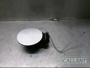 Gebruikte Tank Klep Jaguar XE 2.0 200 Turbo 16V Prijs € 30,25 Inclusief btw aangeboden door Garage Callant