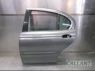 Gebruikte Deur 4Deurs links-achter Jaguar X-type 2.5 V6 24V Prijs € 121,00 Inclusief btw aangeboden door Garage Callant
