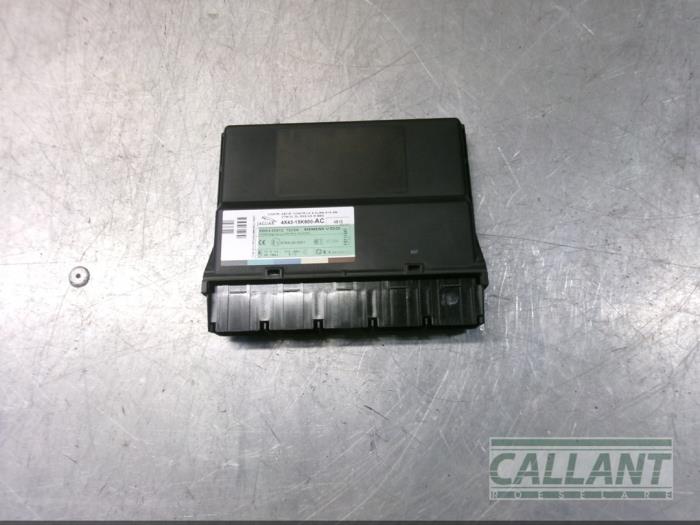 Gebruikte Bodycontrol Module Jaguar X-type 2.5 V6 24V Prijs € 30,25 Inclusief btw aangeboden door Garage Callant