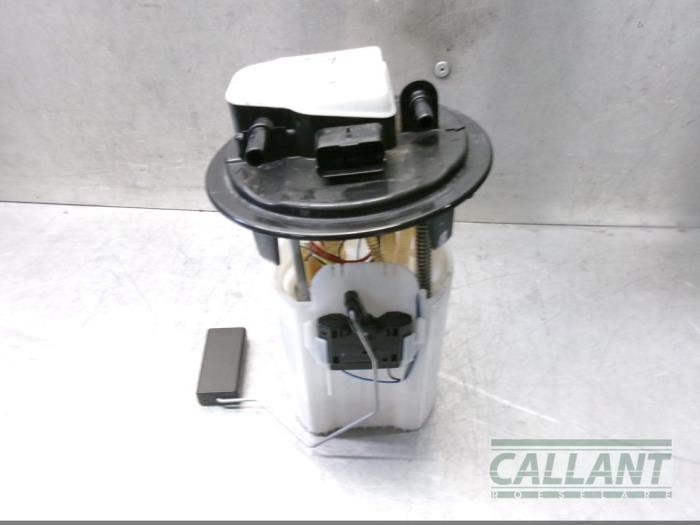 Gebruikte Tank element Pomp Peugeot 2008 (CU) 1.6 Blue HDi 100 Prijs € 108,90 Inclusief btw aangeboden door Garage Callant