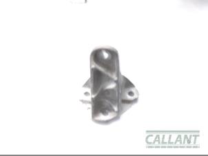 Gebruikte Motorsteun Jaguar XF (CC9) 2.7 D V6 24V Prijs € 24,20 Inclusief btw aangeboden door Garage Callant