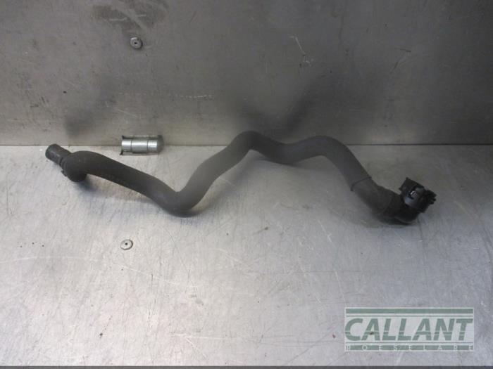 Gebruikte Waterpijp Jaguar XF (CC9) 2.2 D 16V Prijs € 30,25 Inclusief btw aangeboden door Garage Callant