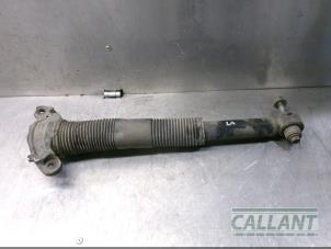 Gebruikte Schokdemper links-achter Landrover Discovery Sport (LC) 2.0 TD4 180 16V Prijs € 60,50 Inclusief btw aangeboden door Garage Callant