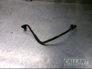 Gebruikte Brandstofleiding Landrover Range Rover IV (LG) 4.4 SDV8 32V Prijs € 24,20 Inclusief btw aangeboden door Garage Callant