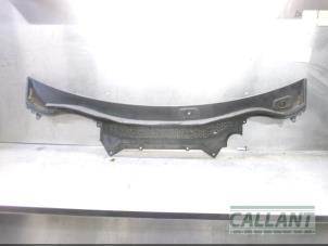 Gebruikte Paravan Landrover Range Rover IV (LG) 4.4 SDV8 32V Prijs € 90,75 Inclusief btw aangeboden door Garage Callant