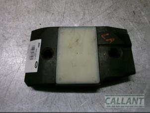 Gebruikte Dode hoek sensor Landrover Range Rover IV (LG) 4.4 SDV8 32V Prijs € 181,50 Inclusief btw aangeboden door Garage Callant