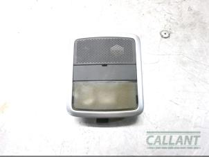 Gebruikte Binnenverlichting achter Landrover Range Rover IV (LG) 4.4 SDV8 32V Prijs € 60,50 Inclusief btw aangeboden door Garage Callant