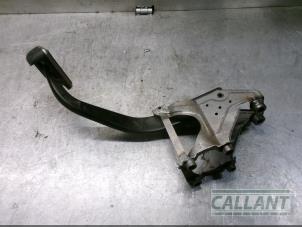 Gebruikte Rempedaal Landrover Range Rover IV (LG) 4.4 SDV8 32V Prijs € 102,85 Inclusief btw aangeboden door Garage Callant