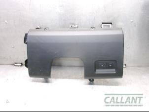 Gebruikte Dashboard deel Landrover Range Rover Sport (LW) 3.0 TDV6 Prijs € 121,00 Inclusief btw aangeboden door Garage Callant