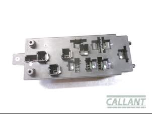 Gebruikte Zekeringkast Landrover Range Rover Sport (LW) 3.0 TDV6 Prijs € 102,85 Inclusief btw aangeboden door Garage Callant