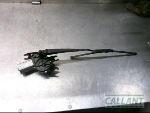Gebruikte Ruitenwissermotor achter Landrover Range Rover Sport (LW) 3.0 TDV6 Prijs € 90,75 Inclusief btw aangeboden door Garage Callant