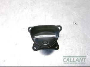 Gebruikte Schakelaar handrem Jaguar XK Convertible 4.2 V8 32V Prijs € 24,20 Inclusief btw aangeboden door Garage Callant