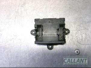 Gebruikte Module Centrale Deurvergrendeling Landrover Range Rover IV (LG) 3.0 TDV6 24V Prijs € 60,50 Inclusief btw aangeboden door Garage Callant