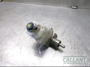 Gebruikte Hoofdremcilinder Landrover Discovery III (LAA/TAA) 2.7 TD V6 Prijs € 90,75 Inclusief btw aangeboden door Garage Callant