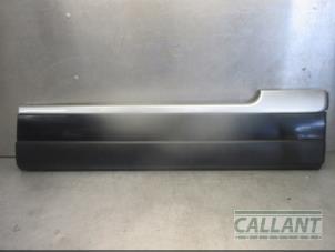 Gebruikte Deurlijst Landrover Range Rover IV (LG) 3.0 TDV6 24V Prijs € 90,75 Inclusief btw aangeboden door Garage Callant