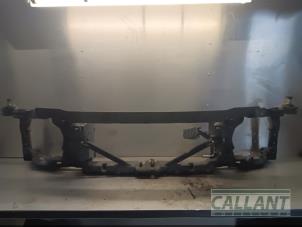 Gebruikte Frontpaneel Landrover Discovery III (LAA/TAA) 2.7 TD V6 Prijs € 151,25 Inclusief btw aangeboden door Garage Callant