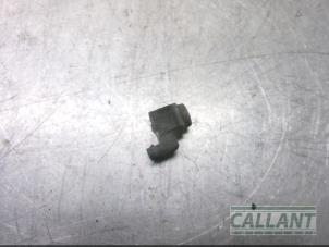 Gebruikte Sensor PDC Landrover Range Rover Evoque (LVJ/LVS) 2.2 TD4 16V Prijs € 24,20 Inclusief btw aangeboden door Garage Callant