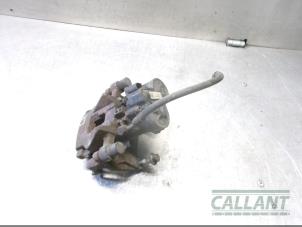 Gebruikte Remklauw (Tang) links-achter Landrover Range Rover Velar (LY) 3.0 D300 AWD Prijs € 151,25 Inclusief btw aangeboden door Garage Callant