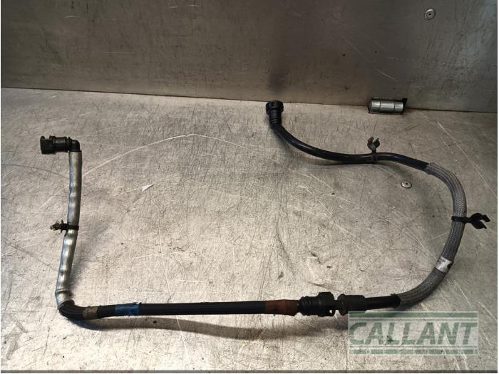 Gebruikte Brandstofleiding Landrover Discovery Sport (LC) 2.0 TD4 180 16V Prijs € 36,30 Inclusief btw aangeboden door Garage Callant