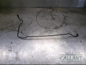 Gebruikte Brandstofleiding Landrover Range Rover Velar (LY) 3.0 D300 AWD Prijs € 30,25 Inclusief btw aangeboden door Garage Callant