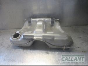 Gebruikte Brandstoftank Jaguar XK 4.2 V8 32V Prijs € 344,85 Inclusief btw aangeboden door Garage Callant