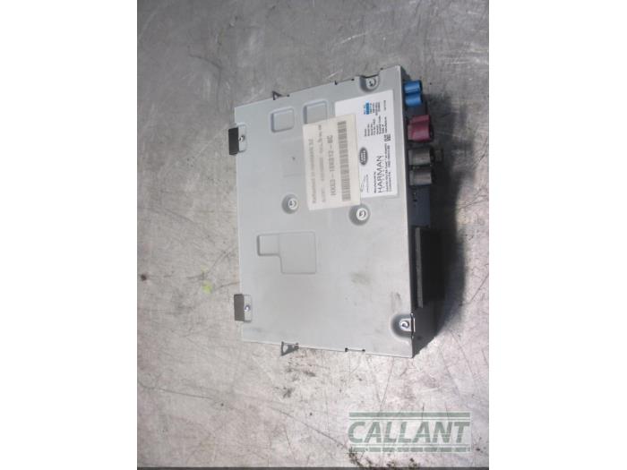 Gebruikte Radio module Landrover Discovery Sport (LC) 2.0 TD4 150 16V Prijs € 423,50 Inclusief btw aangeboden door Garage Callant