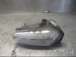 Gebruikte Mistlamp links-voor Landrover Discovery Sport (LC) 2.0 TD4 150 16V Prijs € 127,05 Inclusief btw aangeboden door Garage Callant