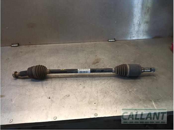 Aandrijfas links-achter van een Land Rover Discovery Sport (LC) 2.0 TD4 150 16V 2017