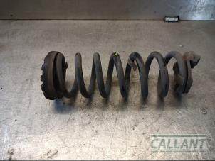 Gebruikte Schroefveer achter Landrover Discovery Sport (LC) 2.0 TD4 150 16V Prijs € 30,25 Inclusief btw aangeboden door Garage Callant