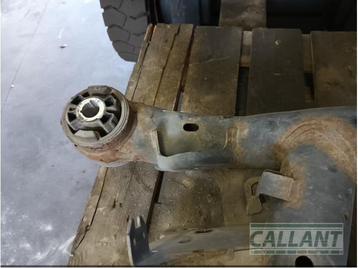 Subframe van een Land Rover Discovery Sport (LC) 2.0 TD4 150 16V 2017