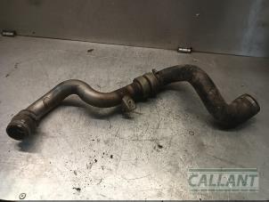 Gebruikte Intercooler Buis Landrover Discovery III (LAA/TAA) 2.7 TD V6 Prijs € 60,50 Inclusief btw aangeboden door Garage Callant