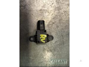 Gebruikte Sensor Airbag Landrover Range Rover Evoque (LVJ/LVS) 2.2 TD4 16V Prijs € 24,20 Inclusief btw aangeboden door Garage Callant