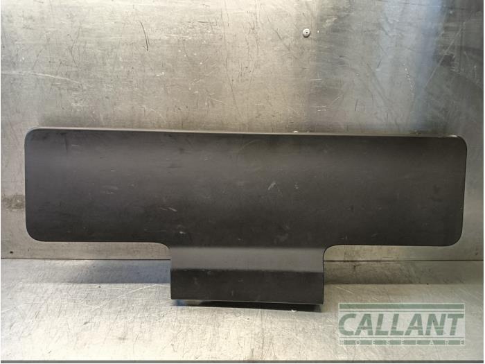 kofferdeksel bekleding van een Land Rover Range Rover Evoque (LVJ/LVS) 2.2 TD4 16V 2013