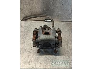 Gebruikte Remklauw (Tang) links-achter Jaguar F-Pace 2.0 D 180 16V AWD Prijs € 151,25 Inclusief btw aangeboden door Garage Callant