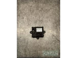 Gebruikte Deur module Landrover Freelander II 2.2 td4 16V Prijs € 30,25 Inclusief btw aangeboden door Garage Callant