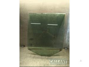 Gebruikte Deurruit 4Deurs links-achter Landrover Freelander II 2.2 td4 16V Prijs € 30,25 Inclusief btw aangeboden door Garage Callant