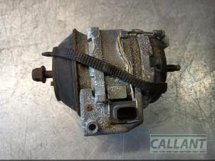 Gebruikte Motorsteun Jaguar XJ (X350) 2.7d V6 24V Prijs € 151,25 Inclusief btw aangeboden door Garage Callant