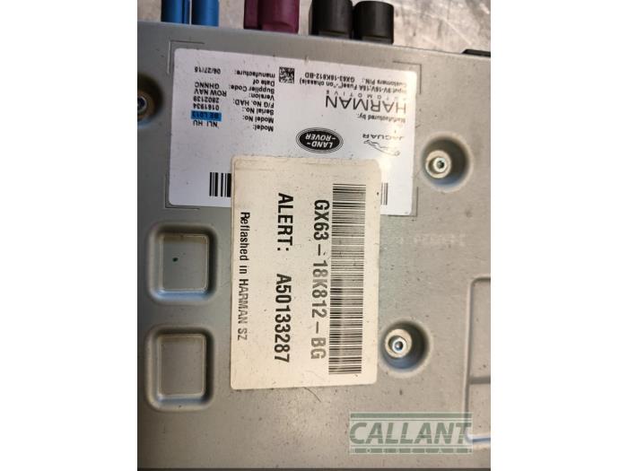 Radio module van een Jaguar XF (X260) 2.0d 163 E-Performance 16V 2016