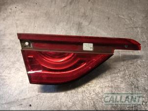 Gebruikte Mistachterlicht Jaguar XF (X260) 2.0d 163 E-Performance 16V Prijs € 60,50 Inclusief btw aangeboden door Garage Callant