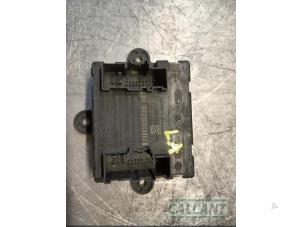 Gebruikte Deur module Jaguar XF (X260) 2.0d 163 E-Performance 16V Prijs € 60,50 Inclusief btw aangeboden door Garage Callant