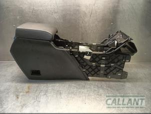 Gebruikte Middenconsoles Landrover Range Rover Evoque (LVJ/LVS) 2.2 TD4 16V Prijs € 181,50 Inclusief btw aangeboden door Garage Callant