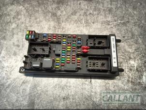 Gebruikte Zekeringkast Landrover Range Rover IV (LG) 3.0 TDV6 24V Prijs € 272,25 Inclusief btw aangeboden door Garage Callant