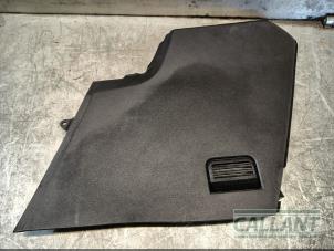 Gebruikte Diversen Landrover Discovery Sport (LC) 2.0 TD4 150 16V Prijs € 48,40 Inclusief btw aangeboden door Garage Callant