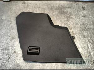 Gebruikte Diversen Landrover Discovery Sport (LC) 2.0 TD4 150 16V Prijs € 48,40 Inclusief btw aangeboden door Garage Callant