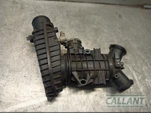 Gebruikte Gasklephuis Jaguar XF (CC9) 3.0 D V6 24V Prijs € 223,85 Inclusief btw aangeboden door Garage Callant